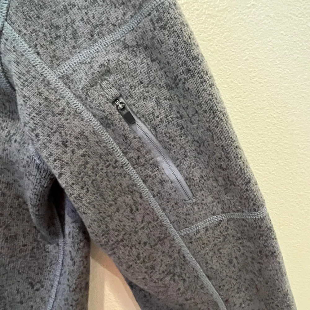The North Face Gray Quarter-Zip Fleece Sweatshirt